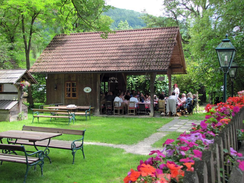 Готель Steinschalerhof Warth  Екстер'єр фото